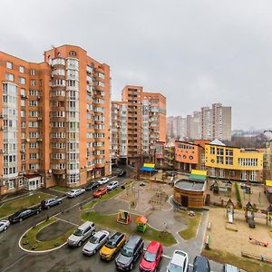 Комфортная Двухкомнатная Квартира Возле Метро Академгородок Apartment Kyiv Exterior photo