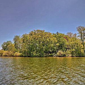 Island Cottage On Evans Lake - Bring Your Boat! Tipton Exterior photo