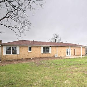 Chic Ste Genevieve Home With Nice Interior Amenities Avon Exterior photo