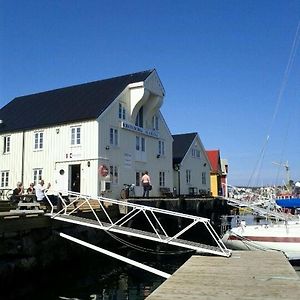 Kronborg Marina Hotel Sveggen Exterior photo