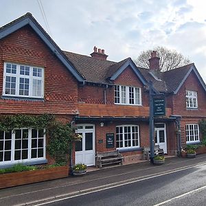 The Plough Itchen Abbas Hotel Winchester Exterior photo