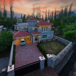 Arish Luxury Suites Skardu Exterior photo