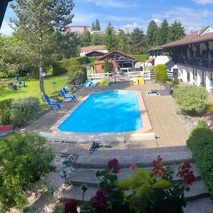 La Vieille Ferme Hotel Etupes Exterior photo