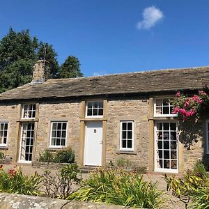 Mill Race At Broughton Sanctuary Villa Skipton Exterior photo