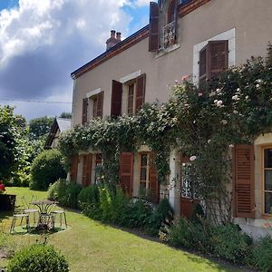 Le Buisson De La Gariole Bed & Breakfast Aubigny-sur-Nere Exterior photo