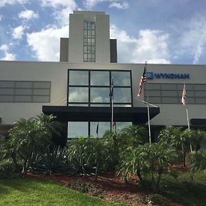 Wyndham Lake Buena Vista Resort Disney Springs Resort Area Orlando Exterior photo