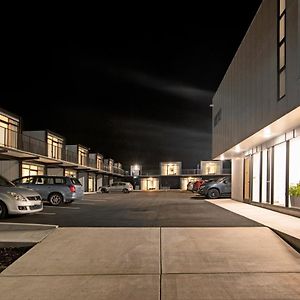 The Com Plex Motel Whakatane Exterior photo