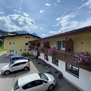 Pension Haus In Der Sonne Hotel Fieberbrunn Exterior photo