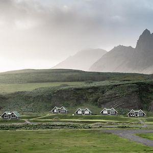 Vik Cottages Exterior photo