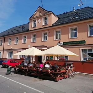 Penzion A Restaurace Na Krizovatce Hotel Polevsko Exterior photo