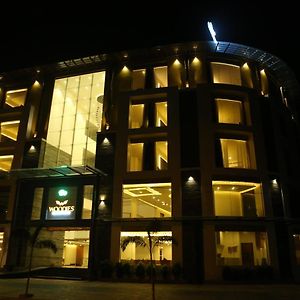 Woodies Bleisure Hotel Kozhikode Exterior photo