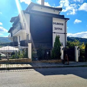 Family Hotel Bela Tryavna Exterior photo