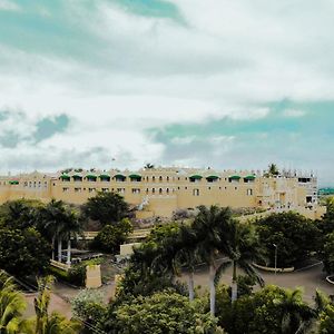 Heritage Khirasara Palace Hotel Khirasra Exterior photo