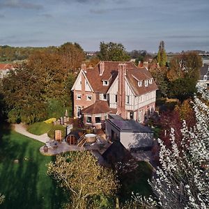 Au Petit Manoir Bed & Breakfast Socx Exterior photo