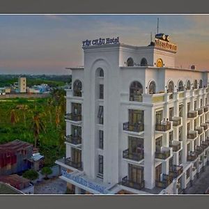 Khach San Yen Chau Hotel Chau Doc Exterior photo