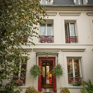 Le Jardin Des Toiles Hotel Triel-sur-Seine Exterior photo