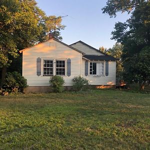 Private Cottage In Rural Setting Clemmons Exterior photo