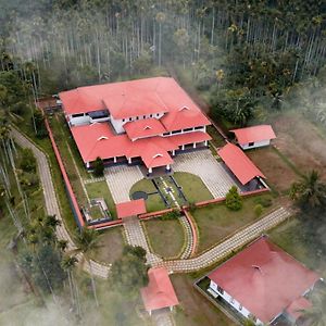 Wayanad Mace Mansion Hotel Kenichira Exterior photo