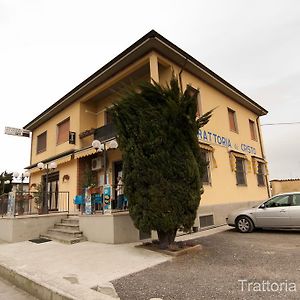 Affittacamere Trattoria Del Cristo Ospedaletto Lodigiano Exterior photo