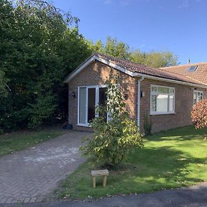 Nice 2 Bed Independent Annex In High Wycombe Villa Bradenham  Exterior photo