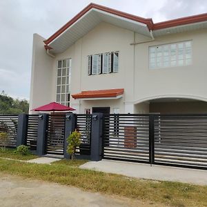 Lucky Swiss Transient House Alaminos - Entire House Near Hundred Islands Apartment Exterior photo