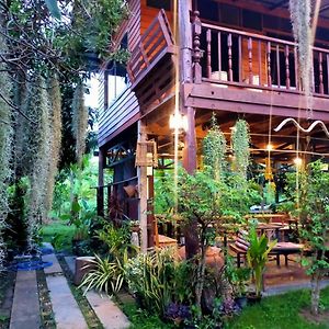 Metha Country View Homestay Singburi Kho Sai Exterior photo