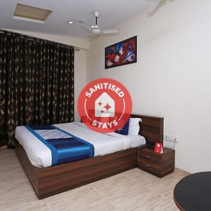 Oyo 5449 Hotel Sbd Guest House Gorakhpur Exterior photo