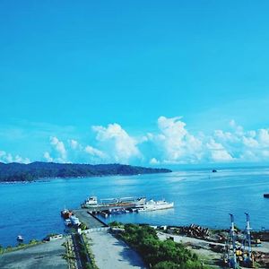 Jesselton Quay Sea View Hotel Kota Kinabalu Exterior photo