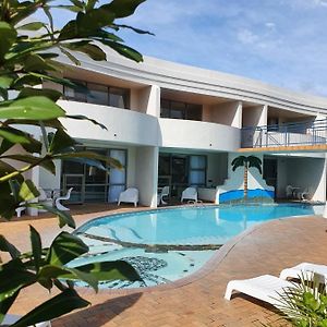 Breakers Motel Whangamata Exterior photo