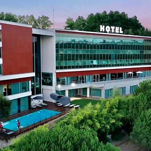 Penafiel Park Hotel & Spa Exterior photo