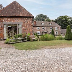 Dovecote Villa Dover Exterior photo