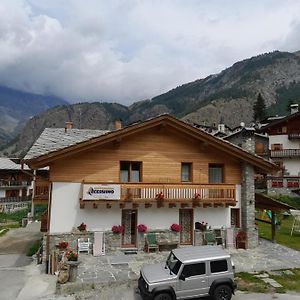 Chalet Gaspard Hotel Valtournenche Exterior photo