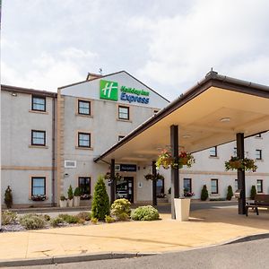 Holiday Inn Express Perth By Ihg Exterior photo