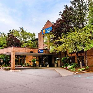 Comfort Inn Livonia Exterior photo