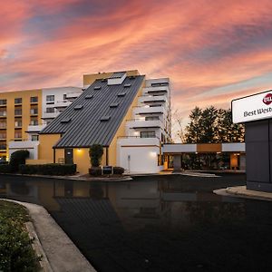 Best Western Plus Raleigh Crabtree Valley Hotel Exterior photo