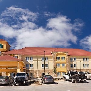 La Quinta By Wyndham Floresville Exterior photo