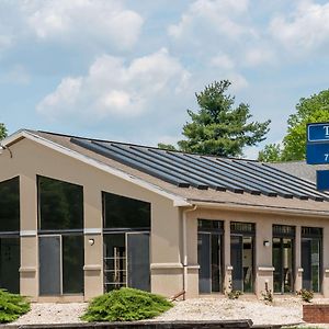 Travelodge By Wyndham Hershey Exterior photo