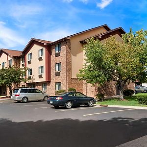 Super 8 By Wyndham Peoria East Motel Exterior photo