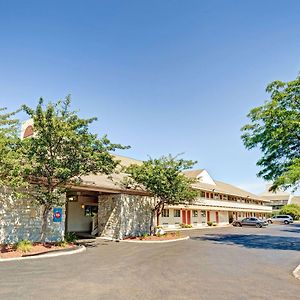 Days Inn & Suites By Wyndham Monroe Exterior photo