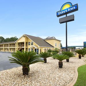 Days Inn By Wyndham Alma Exterior photo