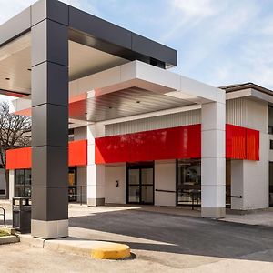 Comfort Inn West Ottawa Exterior photo