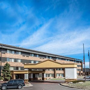 Comfort Inn & Suites Denver Northfield Exterior photo