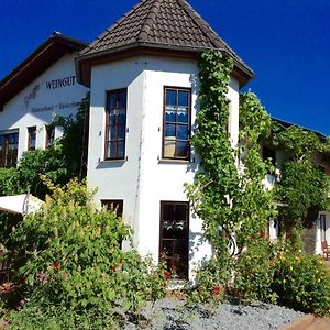 Weingut Raevenhof Hotel Ayl Exterior photo