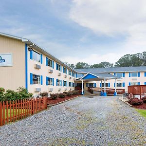 Days Inn By Wyndham Chincoteague Island Exterior photo