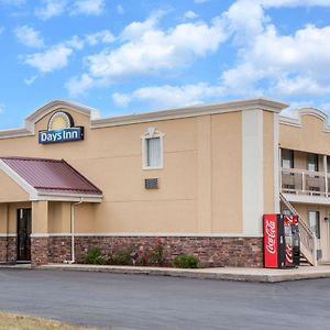 Days Inn By Wyndham Fort Wayne Exterior photo