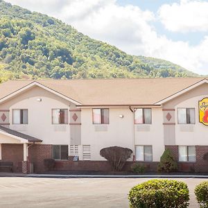 Super 8 By Wyndham Norton Va Motel Exterior photo