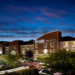 Executive Residency By Best Western Navigator Inn & Suites Everett Exterior photo