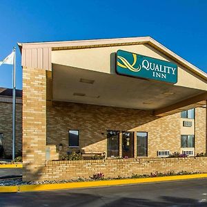 Quality Inn Burlington Near Hwy 34 Exterior photo