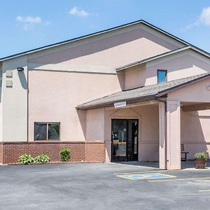 Super 8 By Wyndham Osceola Ia Motel Exterior photo