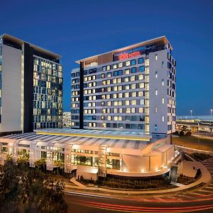 Ibis Brisbane Airport Hotel Exterior photo